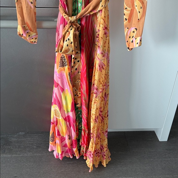 FARM Rio Women's Vibrant Long Sleeve Dress - Picture 6 of 6